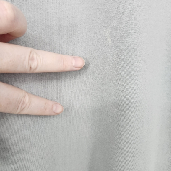 ph The Phluid Project Cropped T-Shirt Size XL Light Gray Rainbow Print Pride - Picture 7 of 8